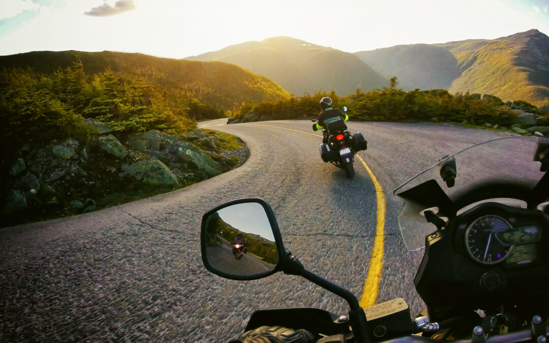 Elige la mejor ropa para ir en moto en verano